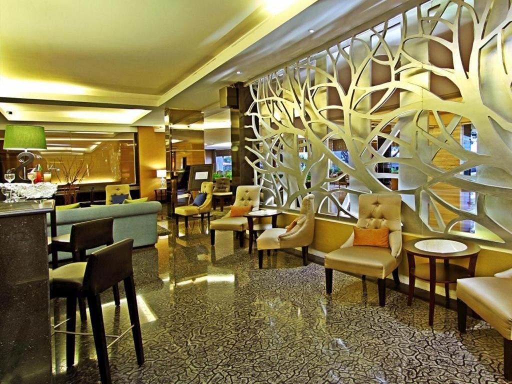 The Axana Hotel Padang  Ngoại thất bức ảnh