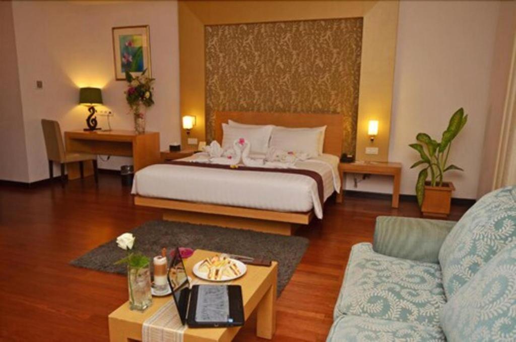 The Axana Hotel Padang  Ngoại thất bức ảnh