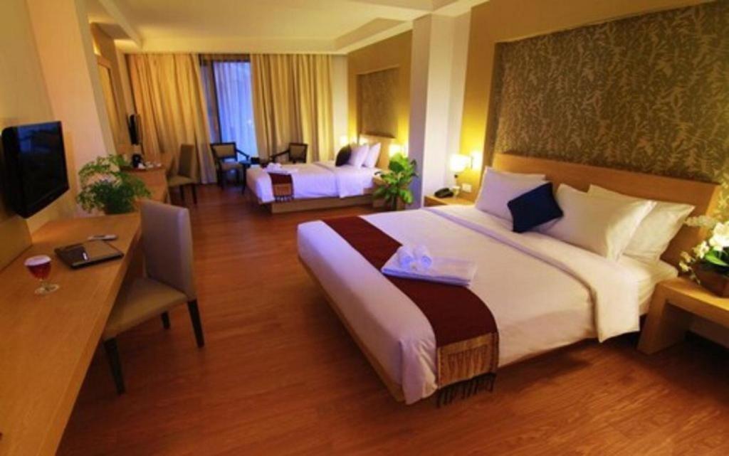 The Axana Hotel Padang  Ngoại thất bức ảnh