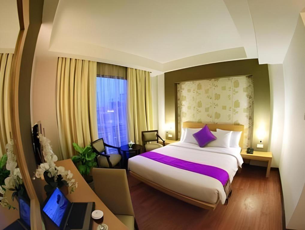 The Axana Hotel Padang  Ngoại thất bức ảnh
