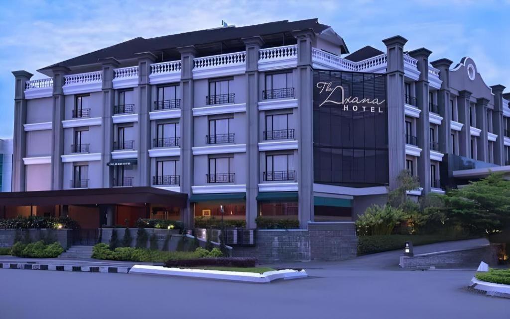 The Axana Hotel Padang  Ngoại thất bức ảnh
