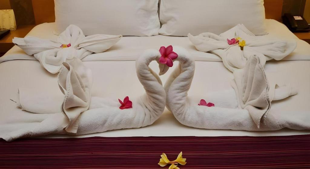 The Axana Hotel Padang  Ngoại thất bức ảnh